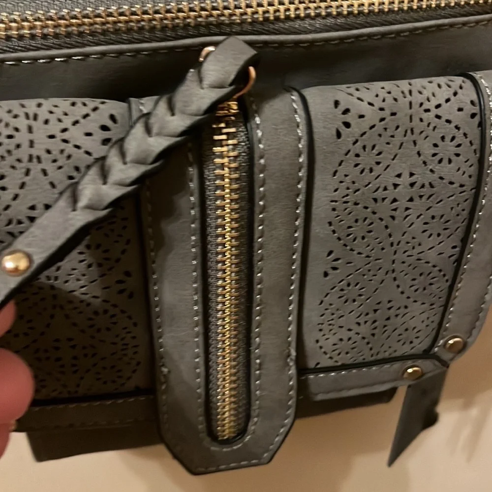 NYC sling / crossbody purse NWT!! - Picture 13 of 15